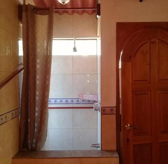 Superior suite with lake view, Nuestro Sueño