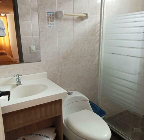 اتاق استاندارد, Plazuela Real