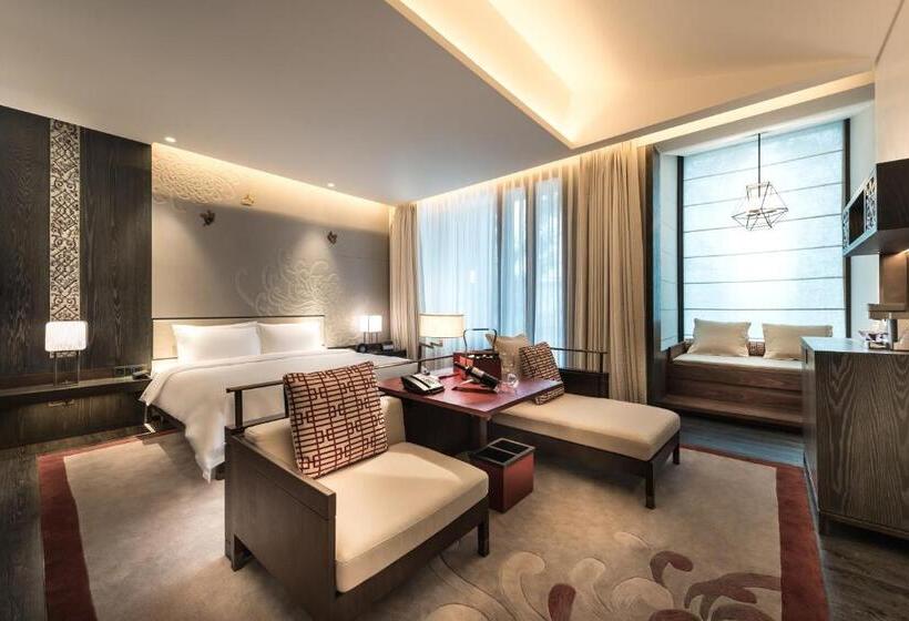 اتاق لوکس با تخت بزرگ, Pullman Kaifeng Jianye