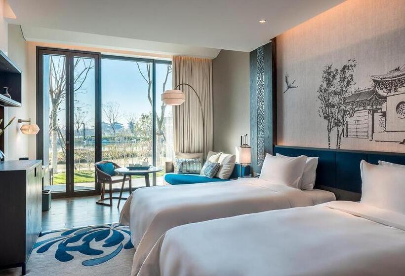 اتاق لوکس با چشم‌انداز باغ, Pullman Kaifeng Jianye