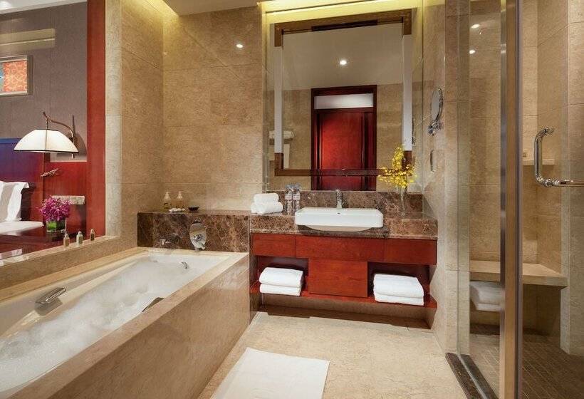 سوییت لوکس, Regal Airport Hotel Xi An