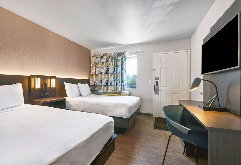اتاق استاندارد با 2 تخت دوبل, Motel 6kirkland, Wa  North Kirkland