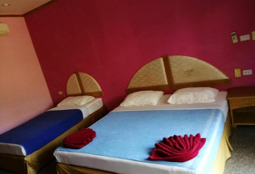 اتاق استاندارد, Lanta Summer House 1