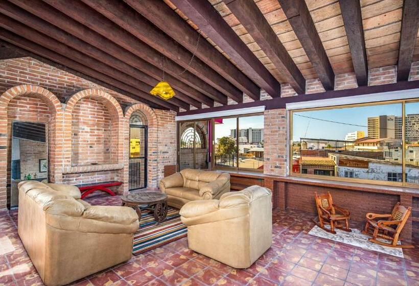 1 Bedroom Penthouse Apartment, Boutique Hotel & Suites Hacienda Lord Twigg