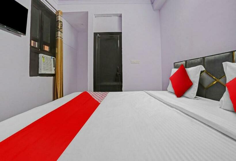 اتاق کلاسیک سه تخته, Oyo Flagship 81172 Premium Rooms