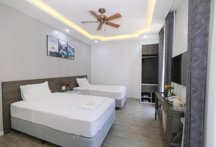 اتاق استاندارد با بالکن, Bella Hotel Phu Quoc  Free Cable Car And Water Park Tickets