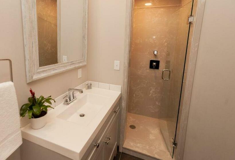 سوئیت 2 خوابه, Bywater Suite