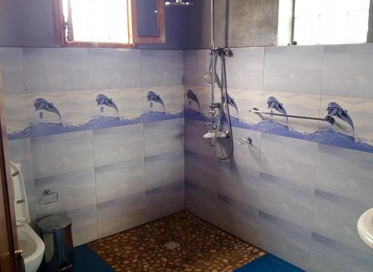 بنگله خانوادگی, Andasibe Sifaka Lodge