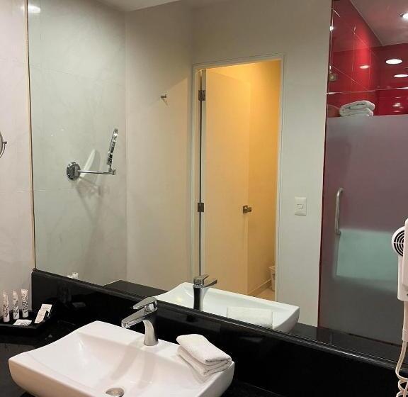اتاق استاندارد, Zújmú Business Boutique
