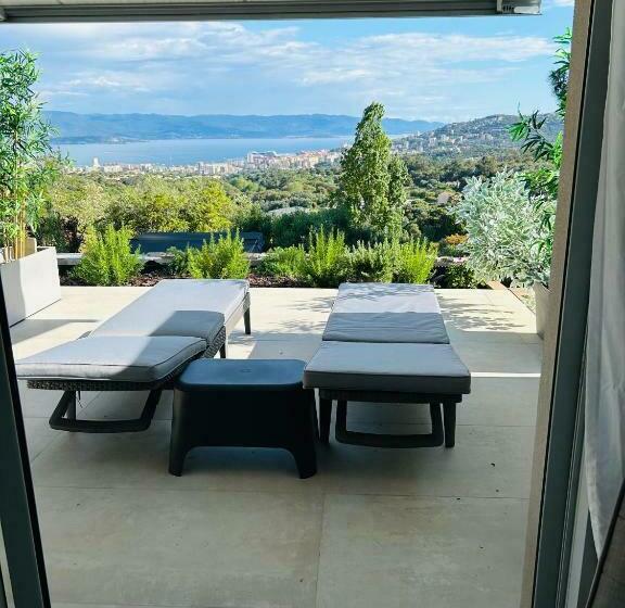 اتاق استاندارد با چشم‌انداز دریا, Casa Lc Chambre2 Vue Mer Jacuzzi