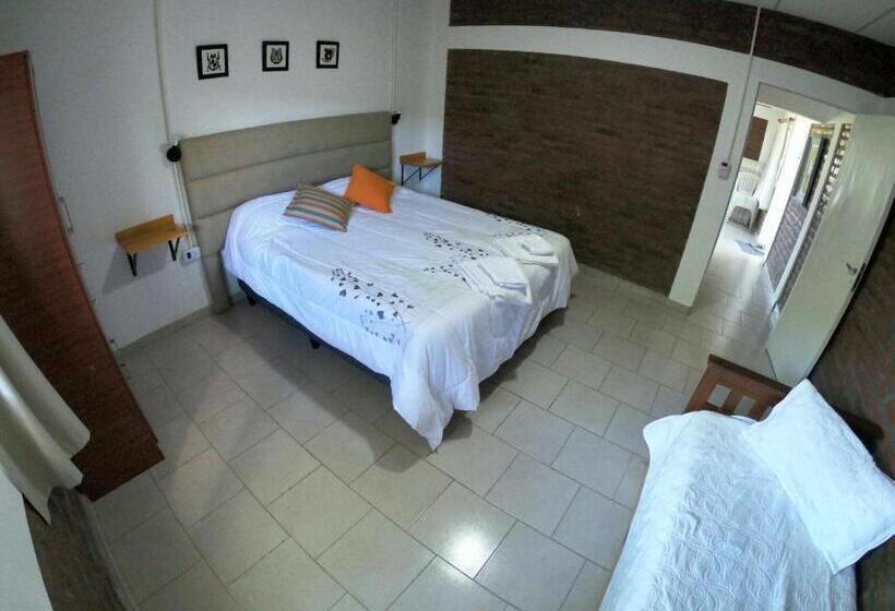 اتاق اکونومی, Las Catalinas Cabañas