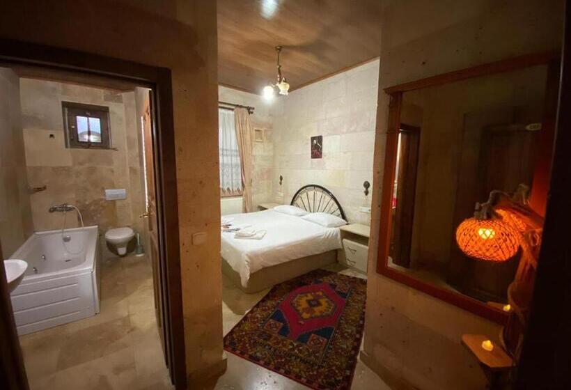 اتاق اکونومی, Arnovalley