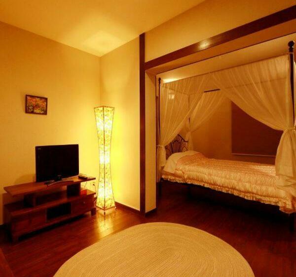 سوییت سوپریور, Bali Moon