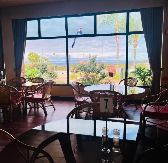 اتاق استاندارد با سرویس بهداشتی مشترک, Mirambeena Motel