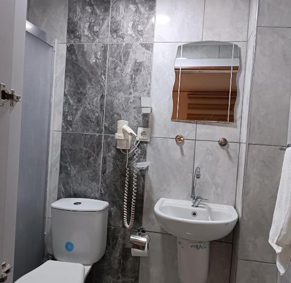 Economy Triple Room, Tag Pansiyon
