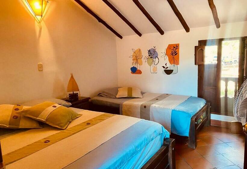 اتاق استاندارد سه نفره, Hostal Casa Ceiba