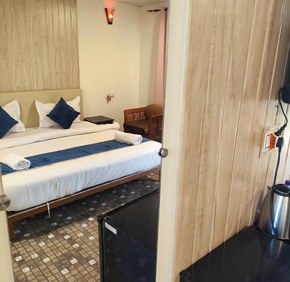 اتاق استاندارد با چشم‌انداز استخر, The Sunbliss Cottages