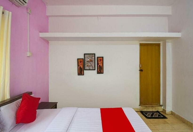 اتاق کلاسیک سه تخته, Spot On Hotel Dibyansh