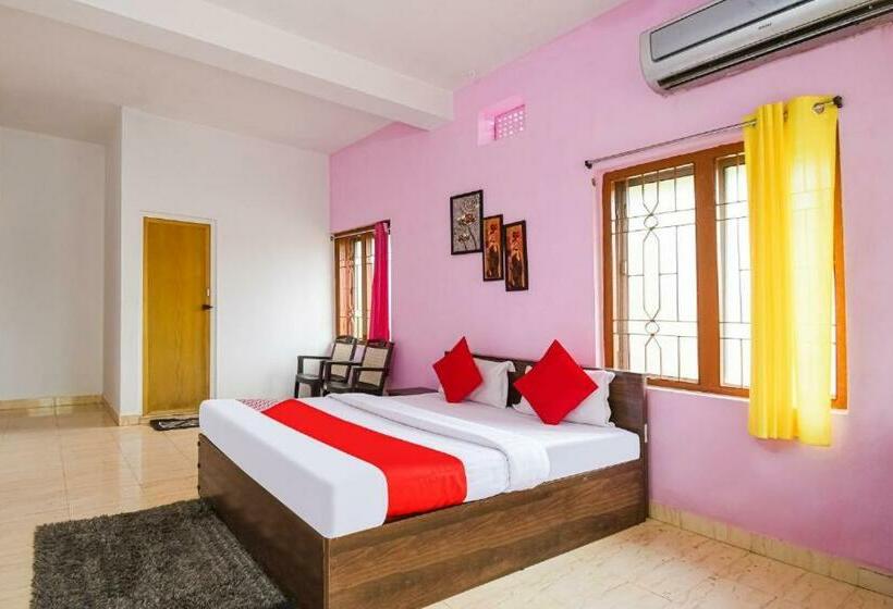 اتاق کلاسیک سه تخته, Spot On Hotel Dibyansh