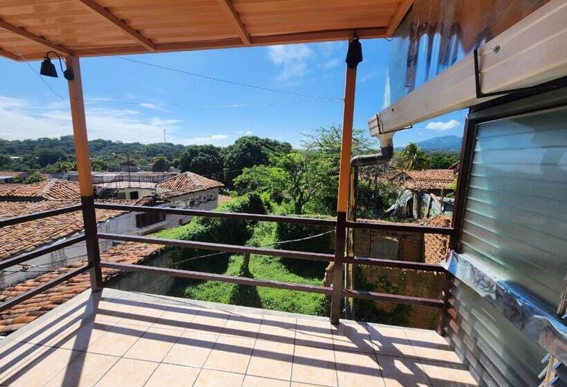 اتاق لوکس, Hostal El Porrón