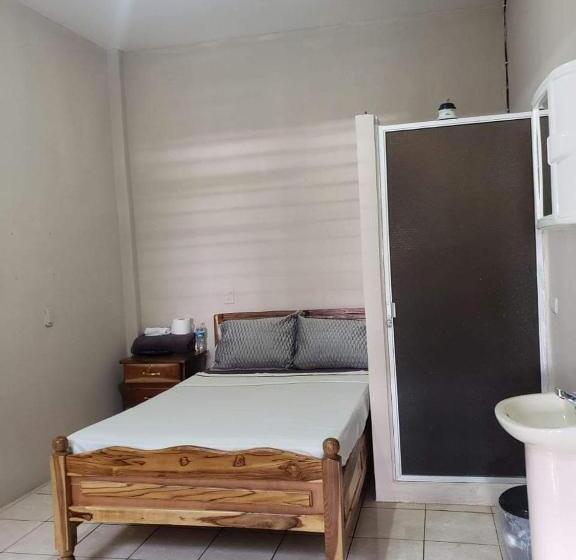 اتاق لوکس, Hostal El Porrón
