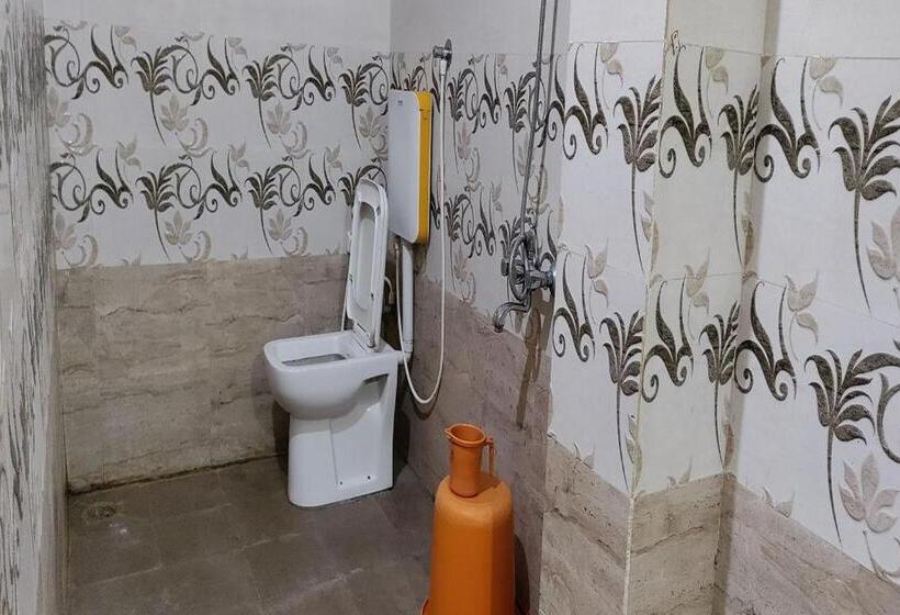 Economy Triple Room, Staymaker Anjaneya Comforts