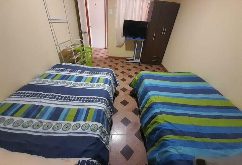 اتاق اکونومی, Hostal Miramar En Pleno Centro De Pozo Almonte