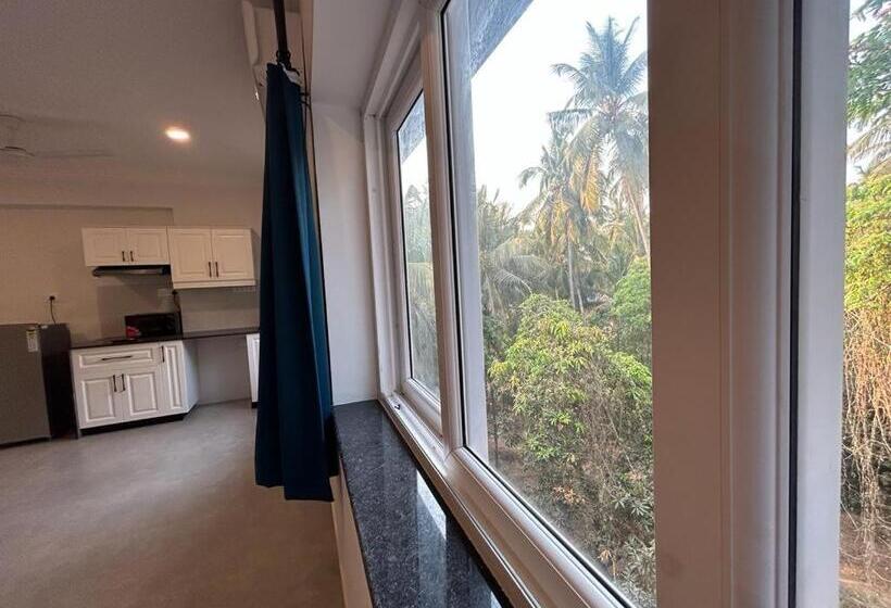 استودیوی لوکس, Serenova By Dia Hotels