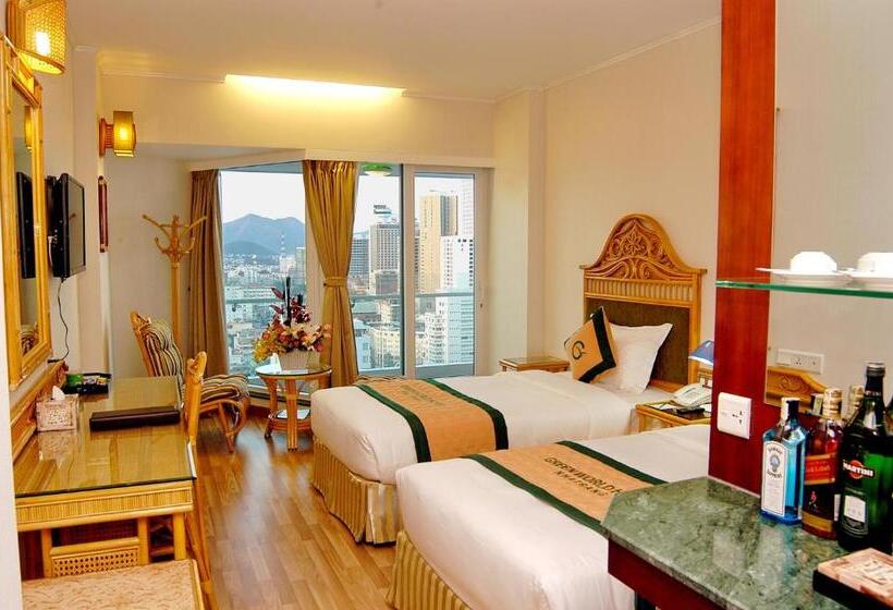 اتاق لوکس با چشم‌انداز دریا, Green World  Nha Trang