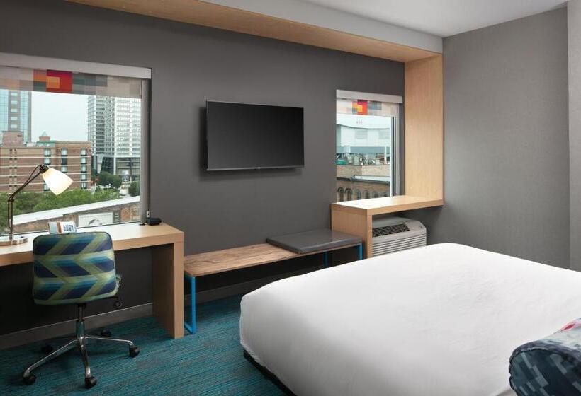 اتاق استاندارد با تخت بزرگ, Aloft Louisville Downtown