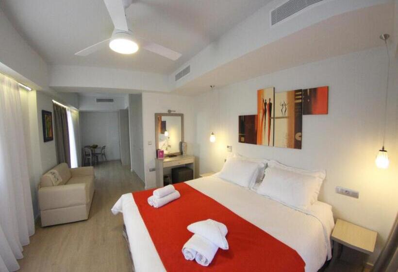 Deluxe Suite Sea View, Aura Boutique