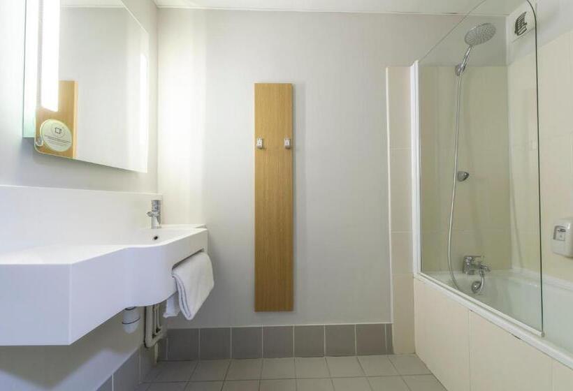 اتاق استاندارد, B&b Hotel Orange
