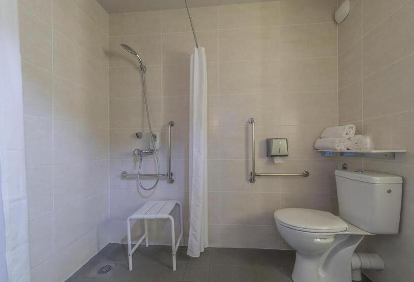 اتاق استاندارد برای معلولان, B&b Hotel Orange