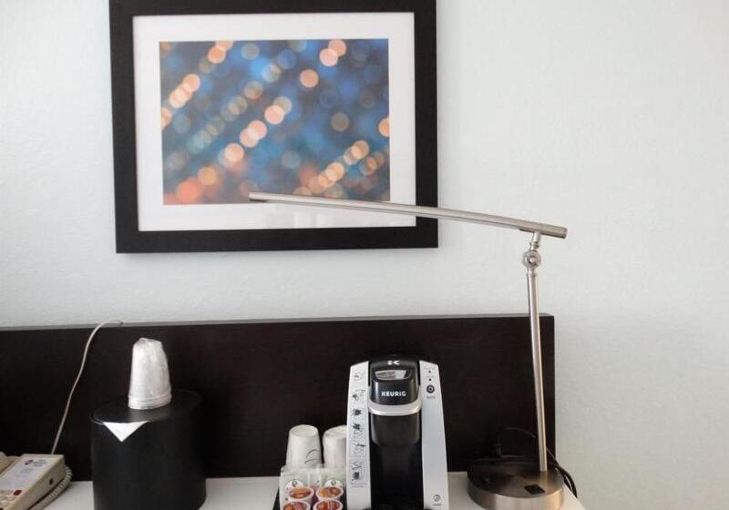 اتاق استاندارد برای معلولان, Hilton Garden Inn Longview