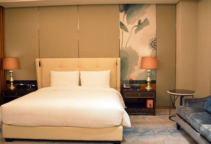 اتاق لوکس, Hilton Urumqi