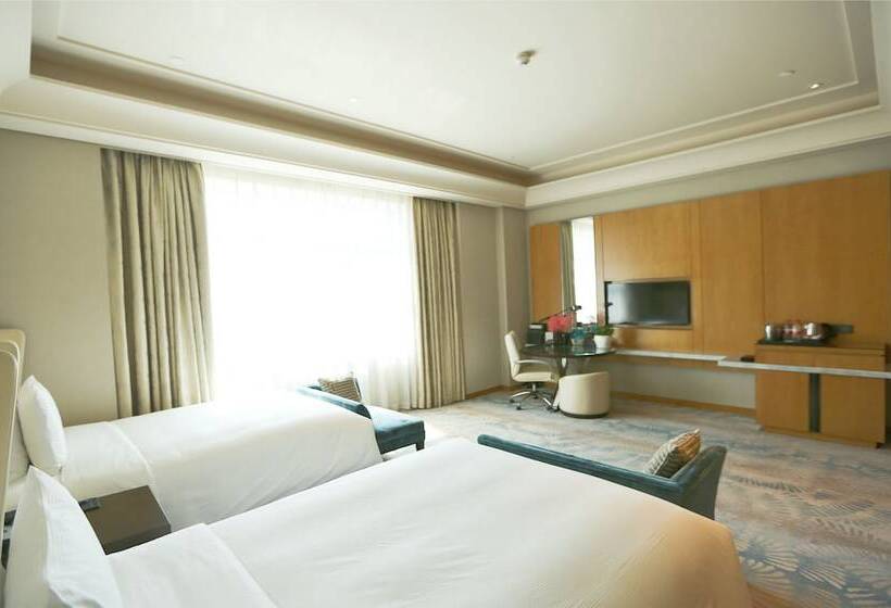 اتاق اجرایی, Hilton Urumqi