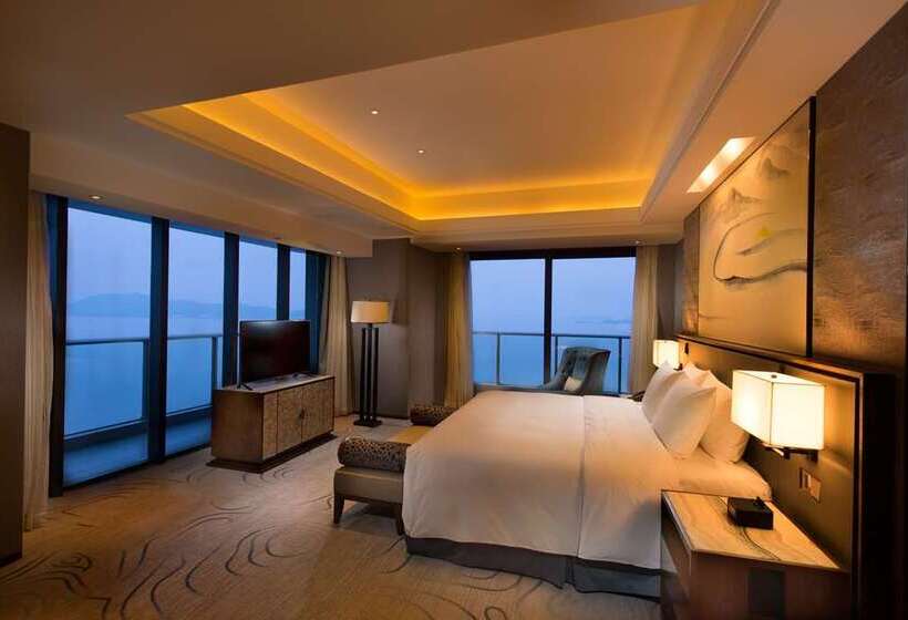 اتاق لوکس با چشم‌انداز دریا, Hilton Zhoushan