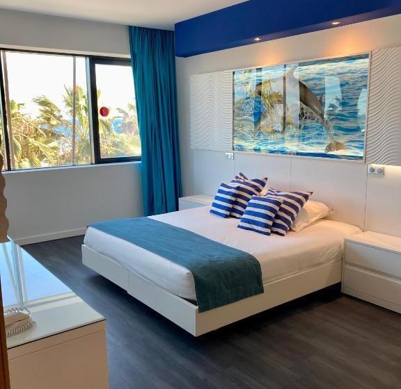 اتاق استاندارد با چشم‌انداز دریا, Marineland Hôtel
