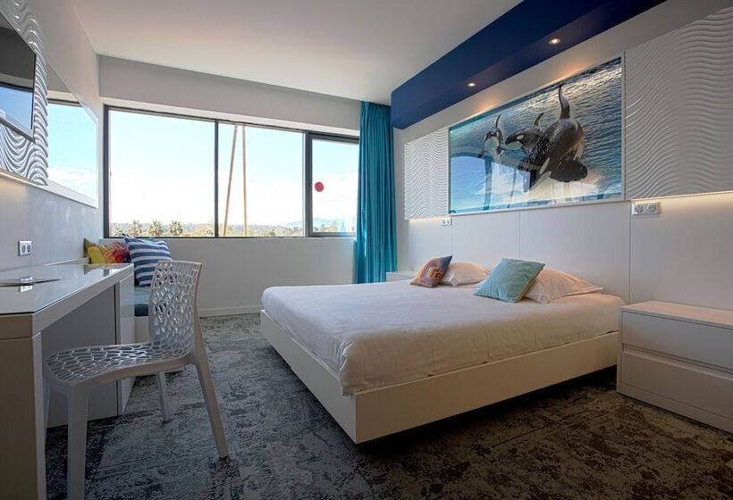 اتاق استاندارد با چشم‌انداز دریا, Marineland Hôtel