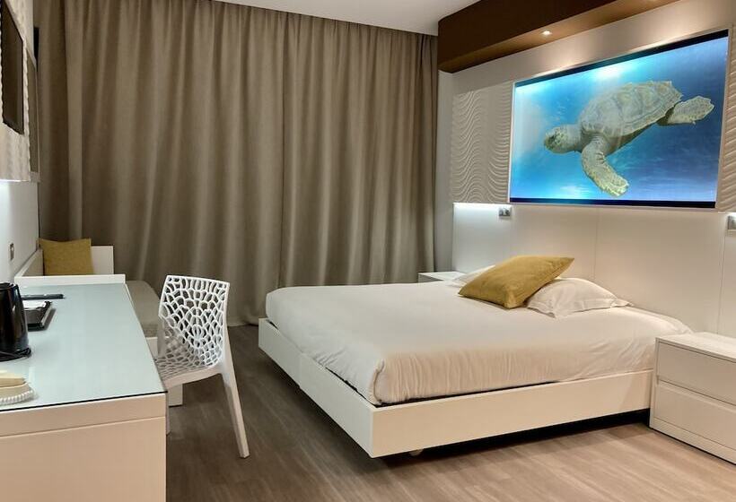 اتاق استاندارد یک نفره, Marineland Hôtel