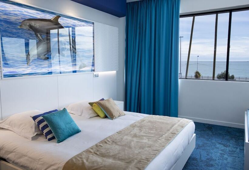 اتاق استاندارد سه نفره, Marineland Hôtel
