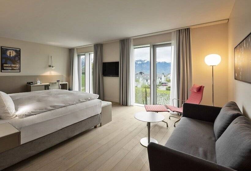 سوییت جونیور, Modern Times Hotel, Vevey, A Tribute Portfolio