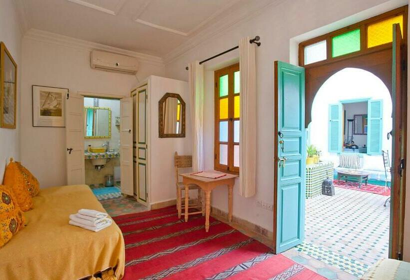 اتاق استاندارد سه تخته با چشم‌انداز باغ, Riad Dar Aida