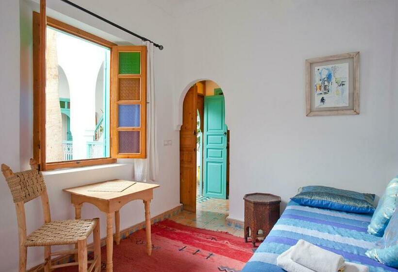 اتاق سوپریور سه تخته, Riad Dar Aida