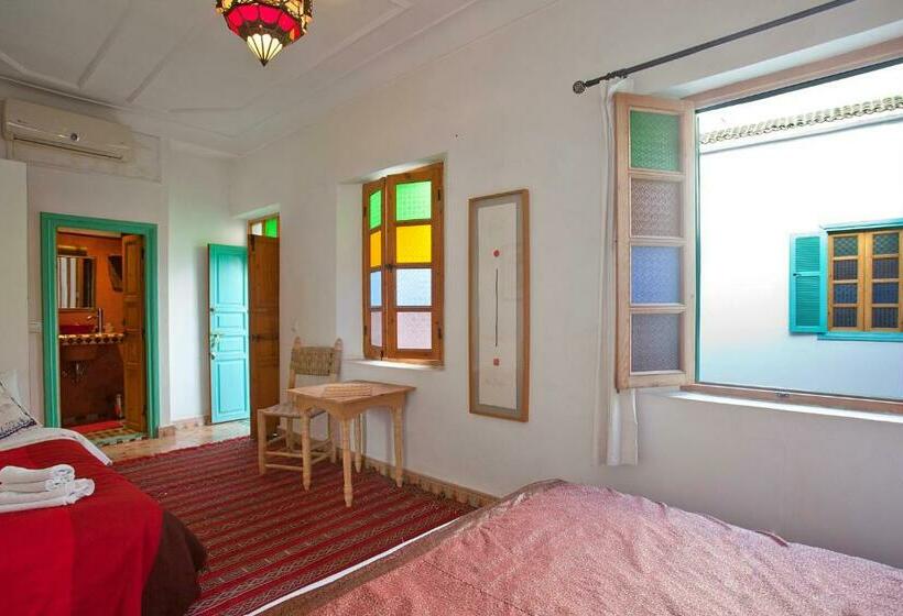 اتاق سوپریور سه تخته, Riad Dar Aida