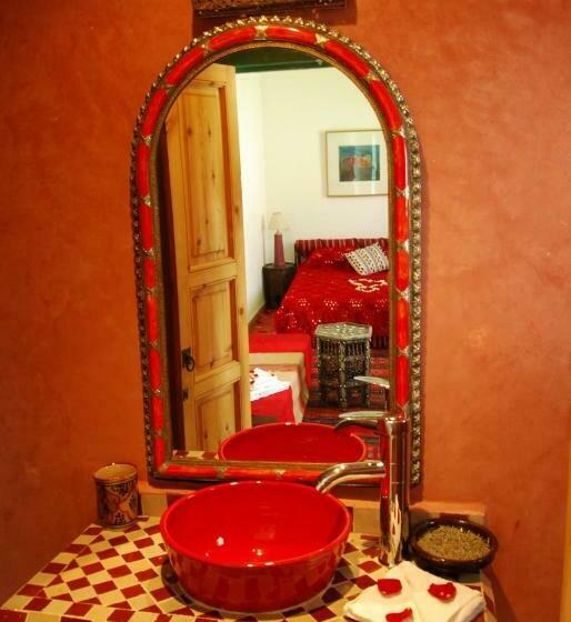 اتاق سوپریور سه تخته, Riad Dar Aida