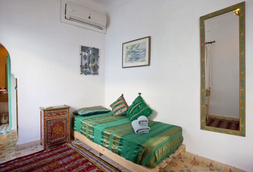 اتاق سوپریور سه تخته, Riad Dar Aida