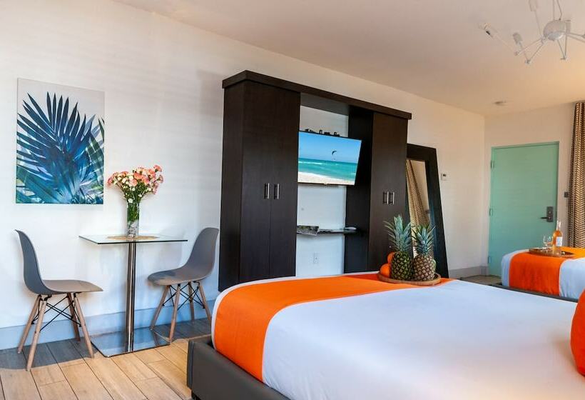 استودیوی استاندارد, Seaside All Suites