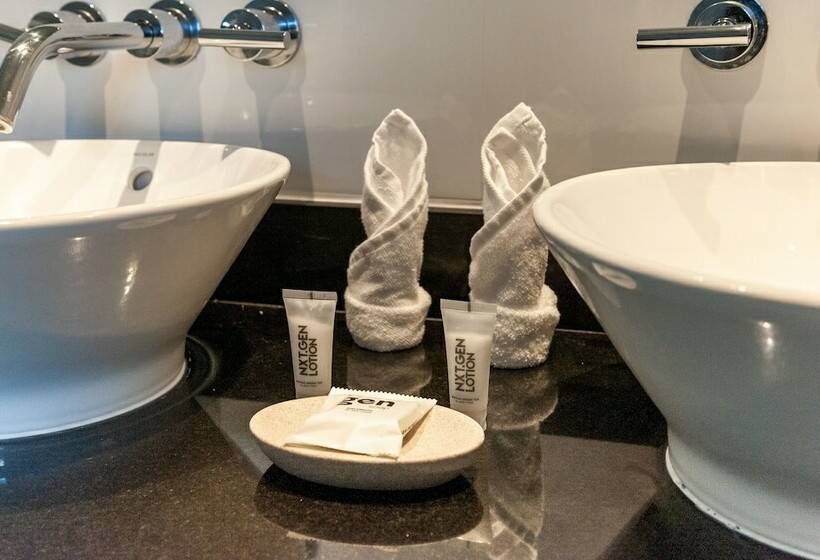 استودیوی استاندارد, Seaside All Suites