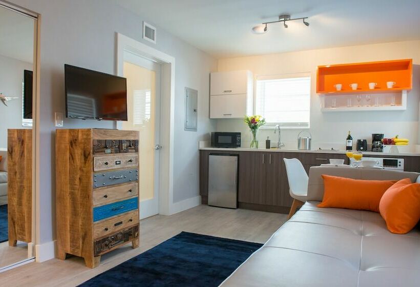 سوییت, Seaside All Suites